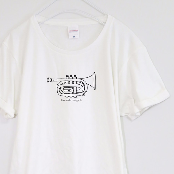 ポケットトランペットのTシャツ【ホワイト】 ユニセックス 半袖クルーネックTシャツ