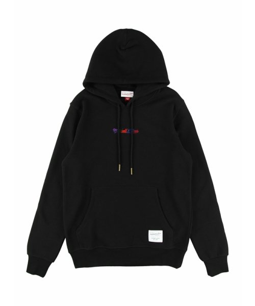 ブランデッド エッセンシャル フーディー BRANDED M&N ESSENTIALS HOODIE