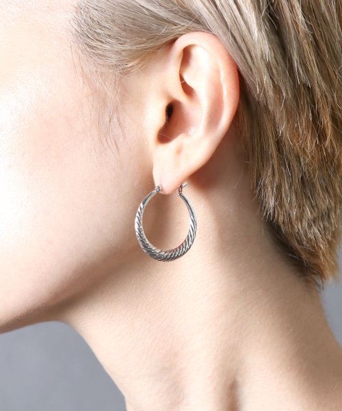 【YArKA/ヤーカ】silver925 twist design pole pierce/ツイストデザインピアス シルバー925