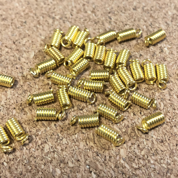 ゴールド スプリング コイル状 金具  エンドパーツ 3mm  100個セット