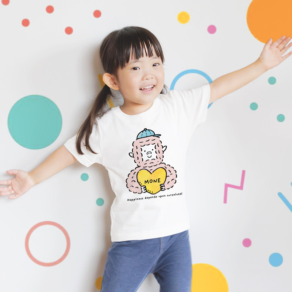 名入れ　名前入り　子供服　キッズ Tシャツ（優しいゴリラくん）