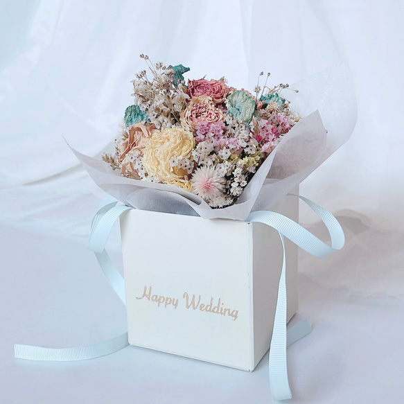 【結婚祝】ドライフラワー　ボックスフラワー【選べる花色】Happy Weddingメッセージ入り White BOX