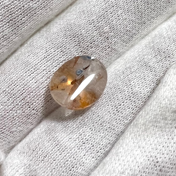 ギラライトインクォーツ　ルース　約4.8ct