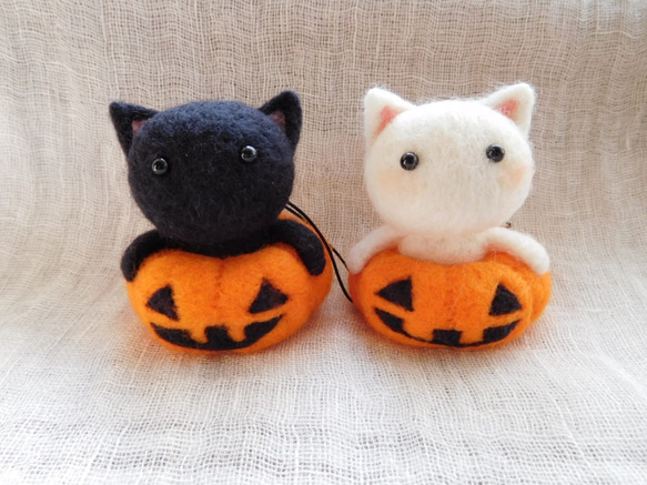 ハロウィンねこちゃんストラップ