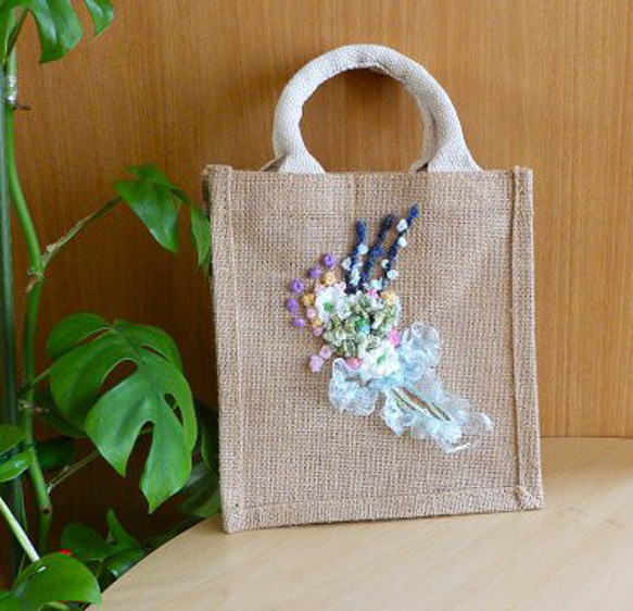 ✨新作✨　麻バック【送料無料】手編み　刺繍