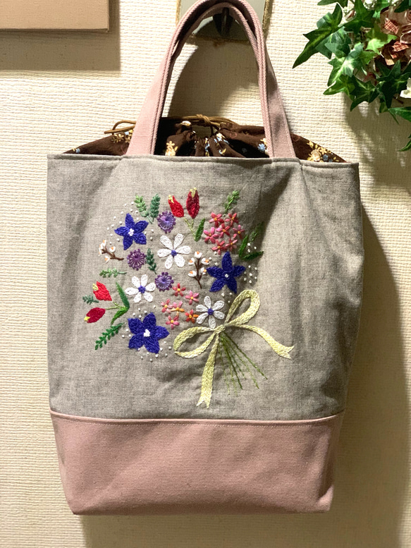 花束刺繍の巾着トートバッグ