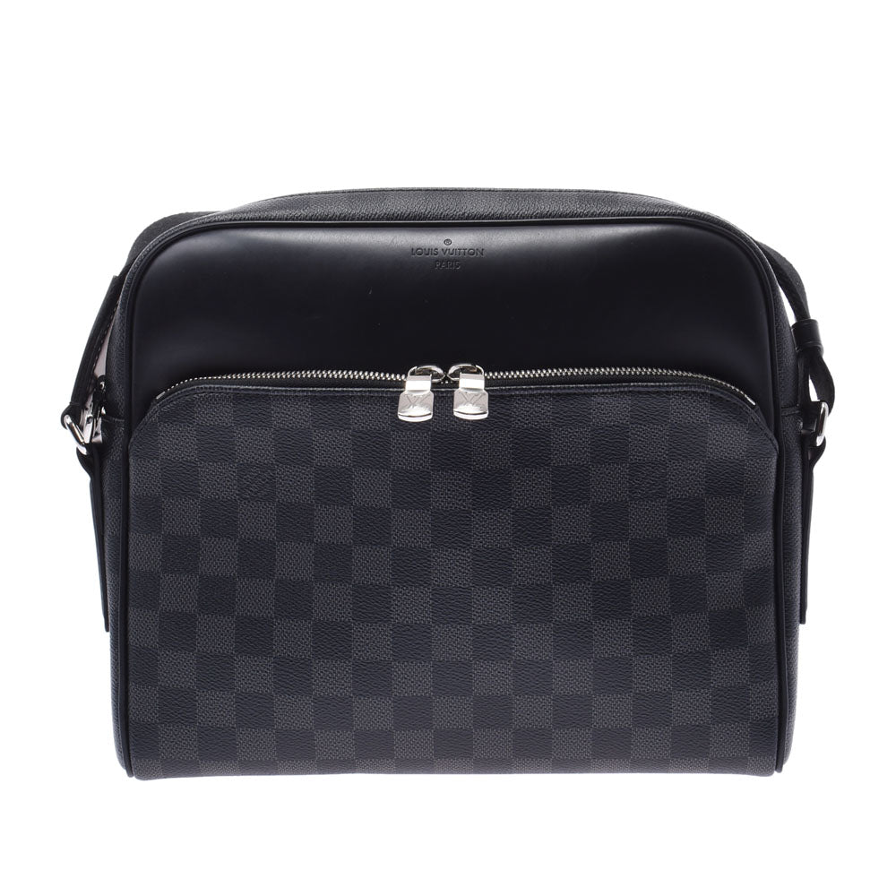 LOUIS VUITTON ルイヴィトン ダミエ グラフィット デイトンPM 黒/グレー N41408 メンズ ダミエグラフィットキャンバス ショルダーバッグ Aランク 中古 