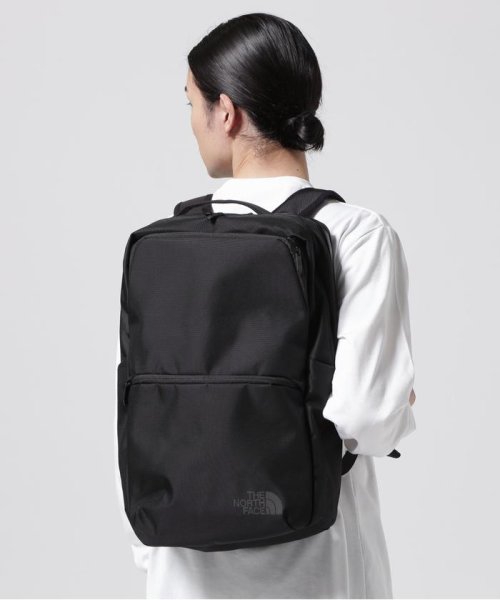 THE NORTH FACE(ザ・ノース・フェイス)Shuttle Daypack NM82329