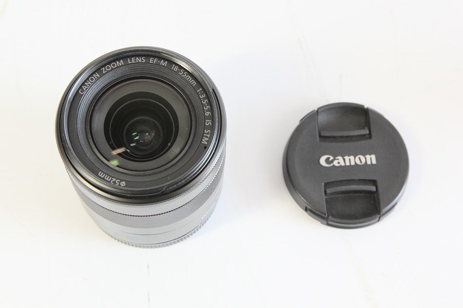 Canon 標準ズームレンズ EF-M18-55mm F3.5-5.6IS STM ミラーレス一眼対応 【中古品】