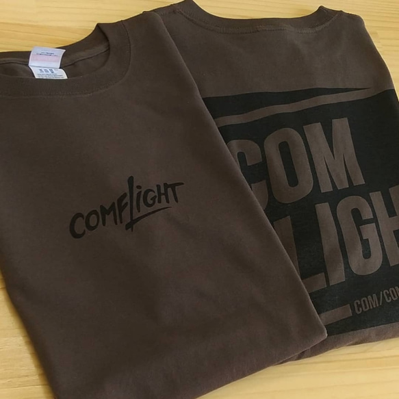 新品☆com flight ロゴ Tシャツ M ～XL