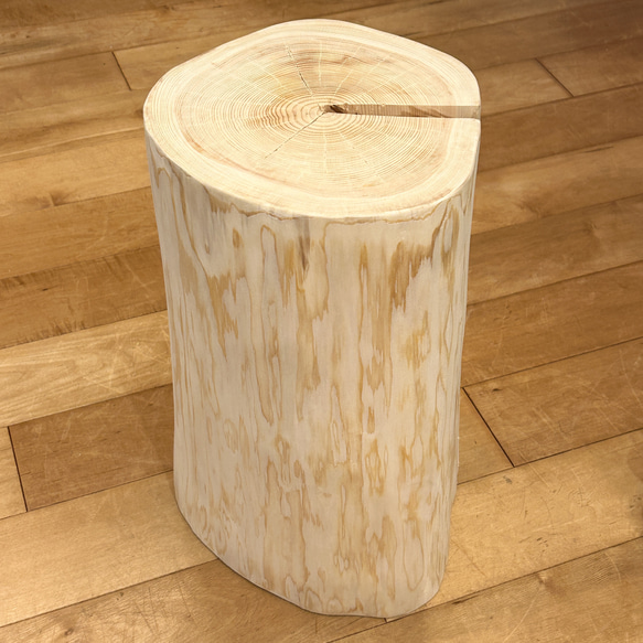 Hinoki  Wood  Stool  No.638