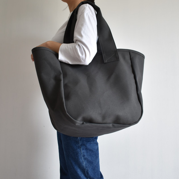 GABA2 TOTE BAG（チャコール/グレー）