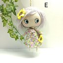 Eパープルイエローの花柄ワンピース＆ひまわりのヘアピン＆ひまわりのポシェットの3点セット