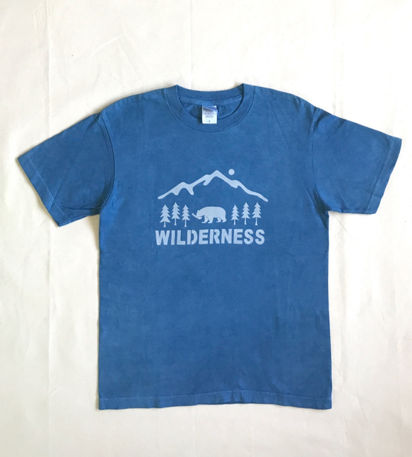 送料無料　アウトドア好きに！荒野へ WILDERNESS 藍染Tシャツ bbq キャンプ