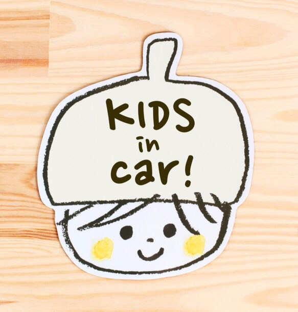 KIDS IN CAR キッズインカー マグネットステッカー(ミルク）