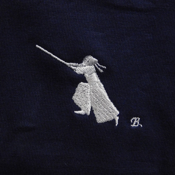 剣士のワンポイント刺繍入りTシャツ　6.2オンス　男女兼用