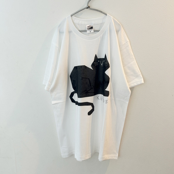 黒猫プリント　ゆるっと　Tシャツ　レディースサイズ